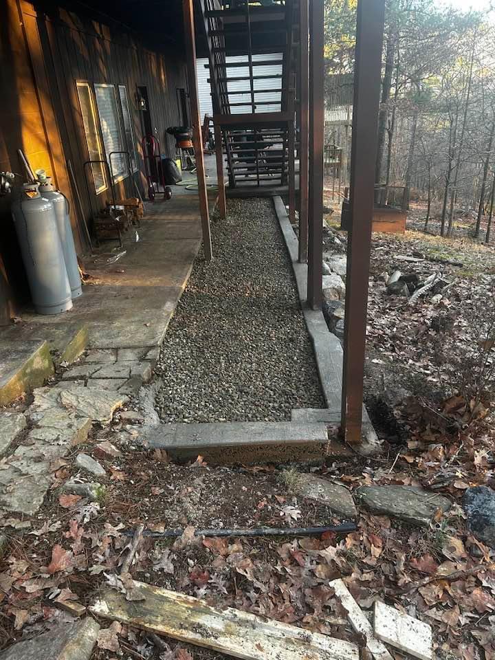 Gravel walk